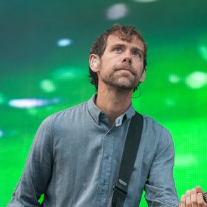 “Aaron Dessner”的封面