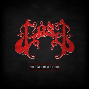 Zdjęcia dla 'She Lives in Red Light'