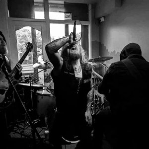 “ADDER”的封面