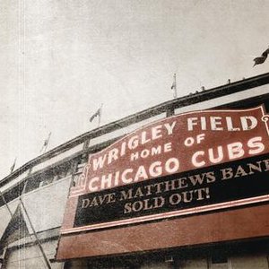 “Live At Wrigley Field”的封面