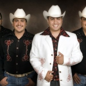 “Julion Alvarez Y Su Norteño Banda”的封面