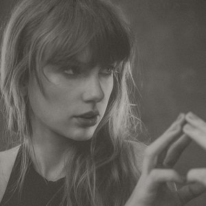 Immagine per 'Taylor Swift'