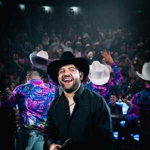 Image for 'Luis R Conriquez'