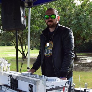 “DJ REX”的封面
