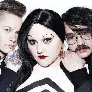 Zdjęcia dla 'The Gossip'