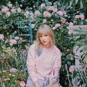 “Taylor Swift”的封面