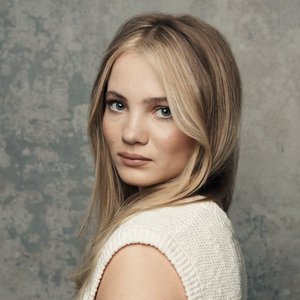 Изображение для 'Freya Allan'