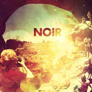 “NOIR”的封面