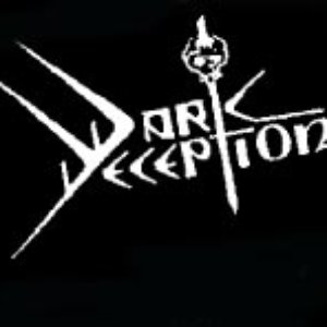 “Dark Deception”的封面