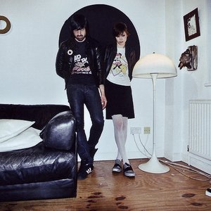 Imagen de 'Crystal Castles'