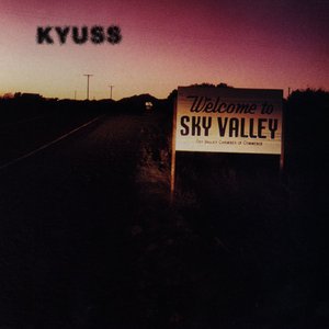 “Sky Valley”的封面