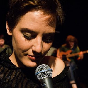 “Brina”的封面