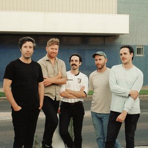 Immagine per 'Rolling Blackouts Coastal Fever'