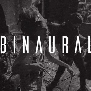 “binaural”的封面