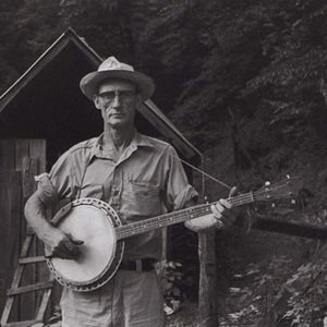 Image for 'Roscoe Holcomb'