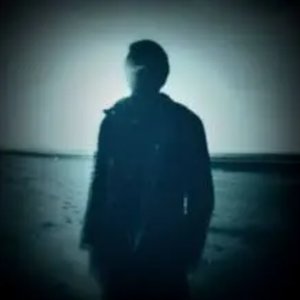 “Beyond the Ghost”的封面