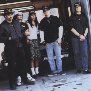 “Suicidal Tendencies”的封面