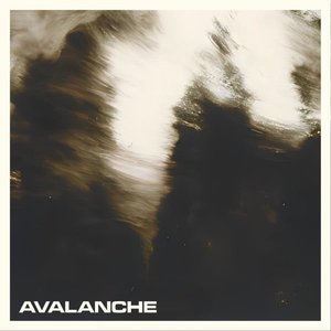 “Avalanche”的封面