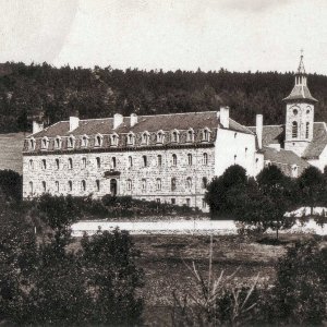 “Monks Of The Abbey Of Notre Dame”的封面