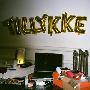 Imagem de 'TILLYKKE'