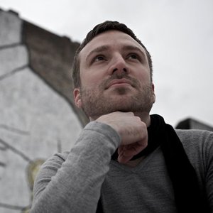 “Benny Grauer”的封面