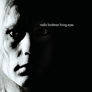 “Living Eyes Deluxe”的封面