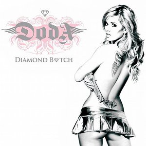 “Diamond Bitch”的封面