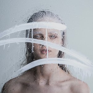 “12:48”的封面