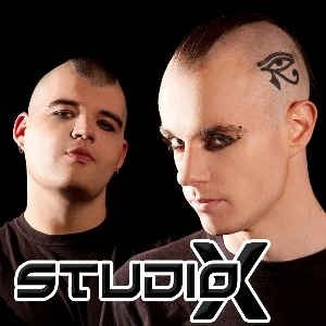 “Studio-X”的封面