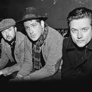 Zdjęcia dla 'Augustines'