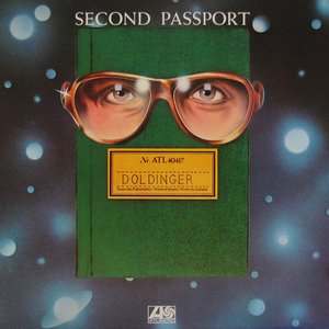 “Second Passport”的封面