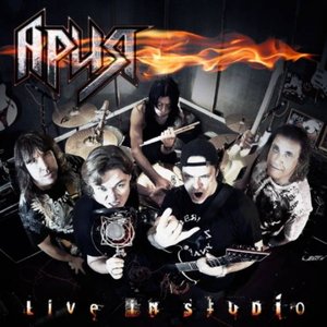Imagem de 'Live in Studio (Deluxe Version)'
