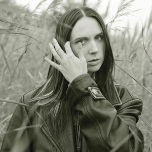 “MØ”的封面