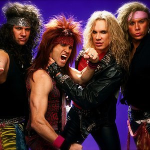 “Steel Panther”的封面