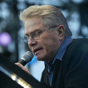 'Luis Palau'の画像