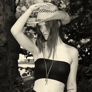 Zdjęcia dla 'Ethel Cain'
