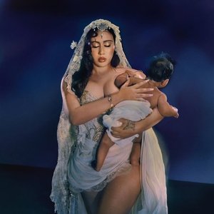 “Kali Uchis”的封面
