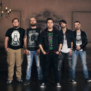 “Blacksmiths”的封面