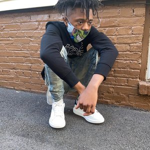 Image for 'Chuckyy_103'