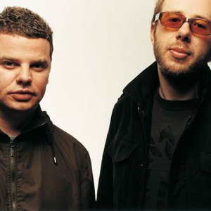 “Chemical Brothers, The”的封面