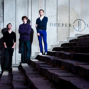 “Deeper Upper”的封面