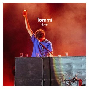 “Tommi (Live)”的封面