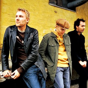 Image for 'Poets of the Fall'
