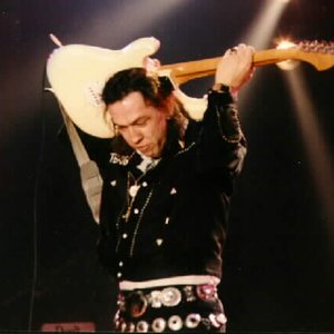 “Stevie Ray Vaughan”的封面