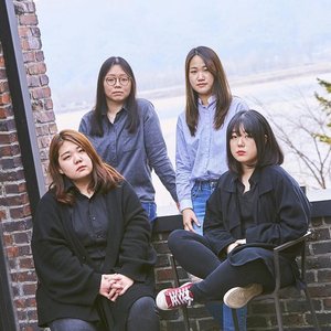 “A-FUZZ”的封面
