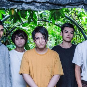 “UNMASK aLIVE”的封面