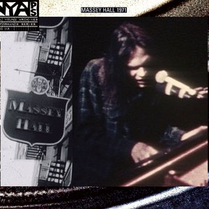 “Live At Massey Hall 1971”的封面