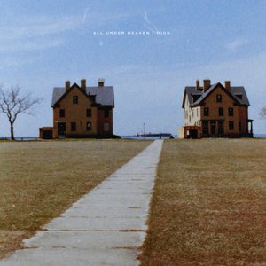 “Moving On / Someone You Adore”的封面