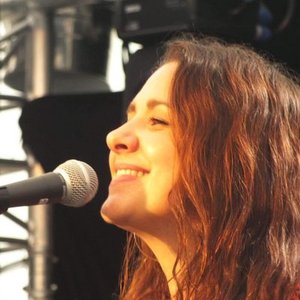 Image for 'Lisa Abbott'