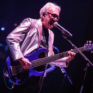 “Trevor Horn”的封面